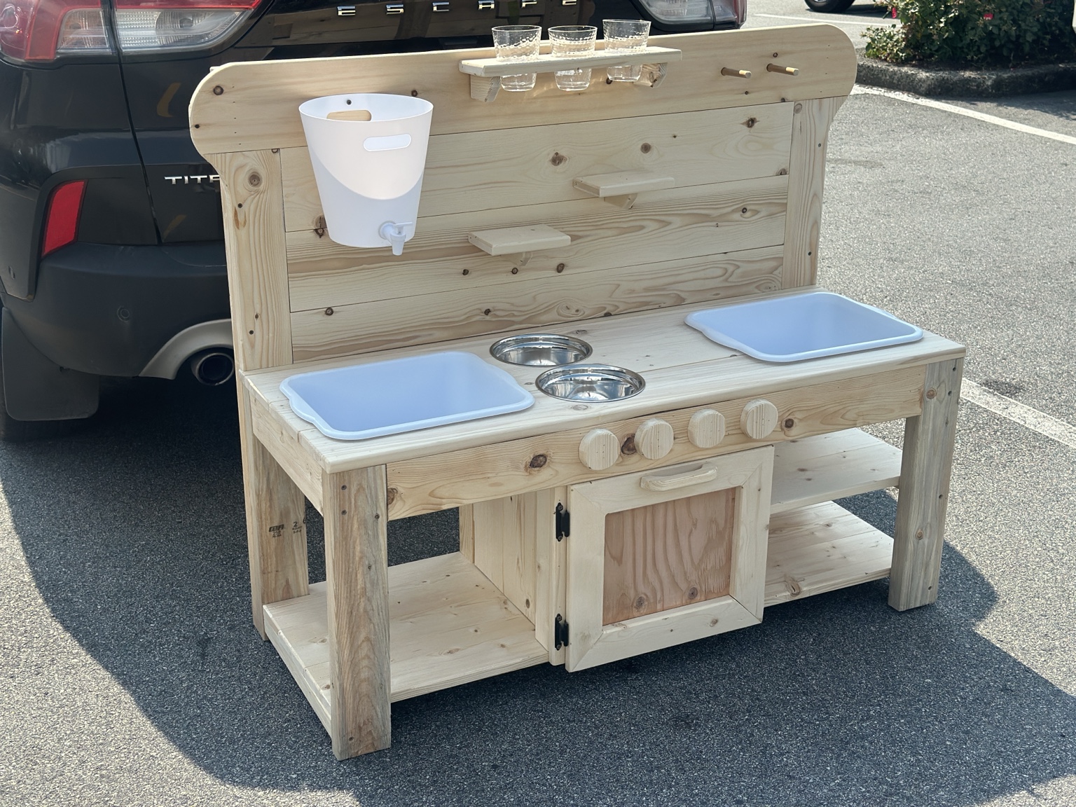 Natural pine custom mud kitchen delivered to Raph’s family