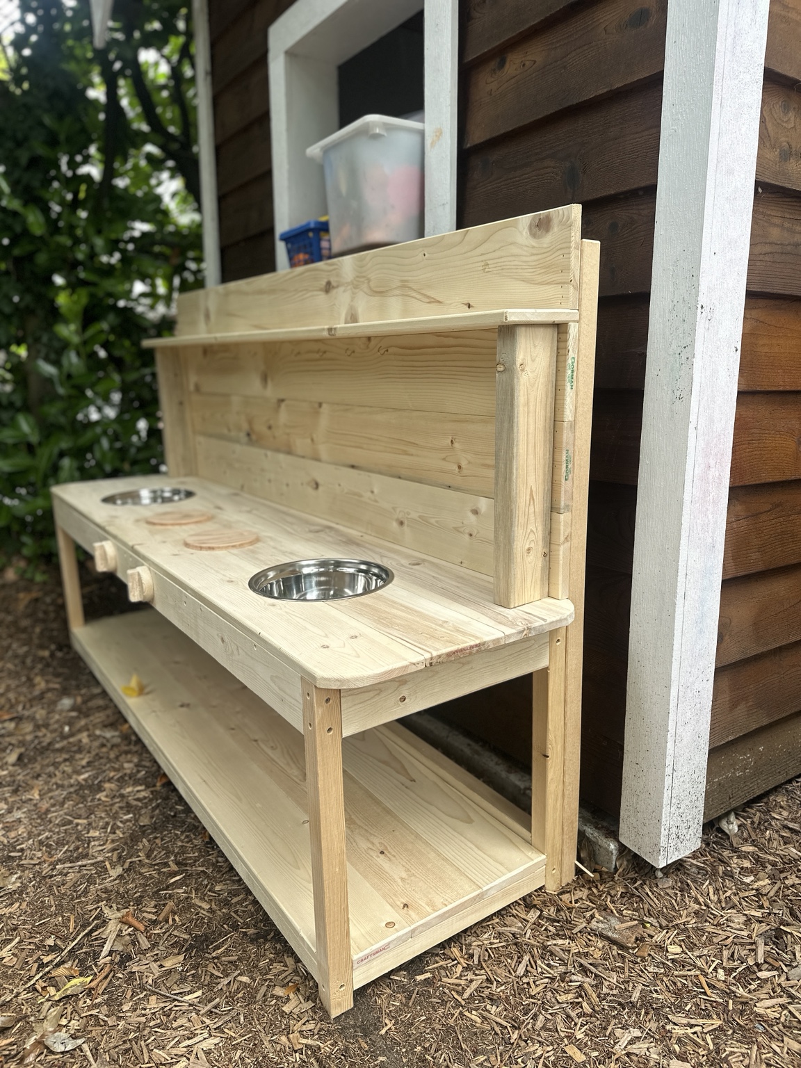 Extra-wide pine mud kitchen detail 3